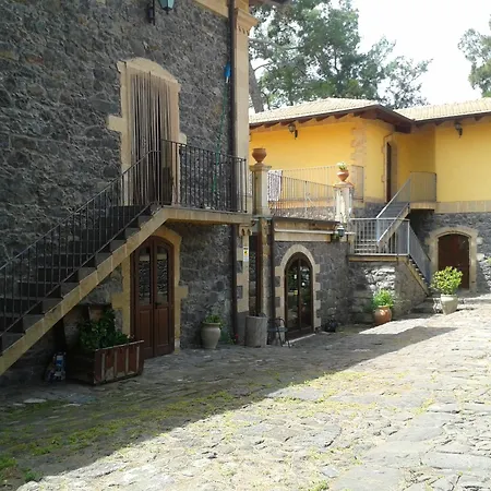 Renna Ex Casina Cancellieri Aparthotel Francofonte